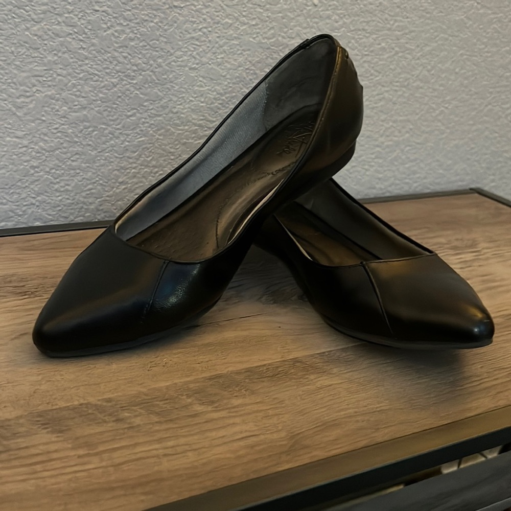 Life Stride Black Womens size 7